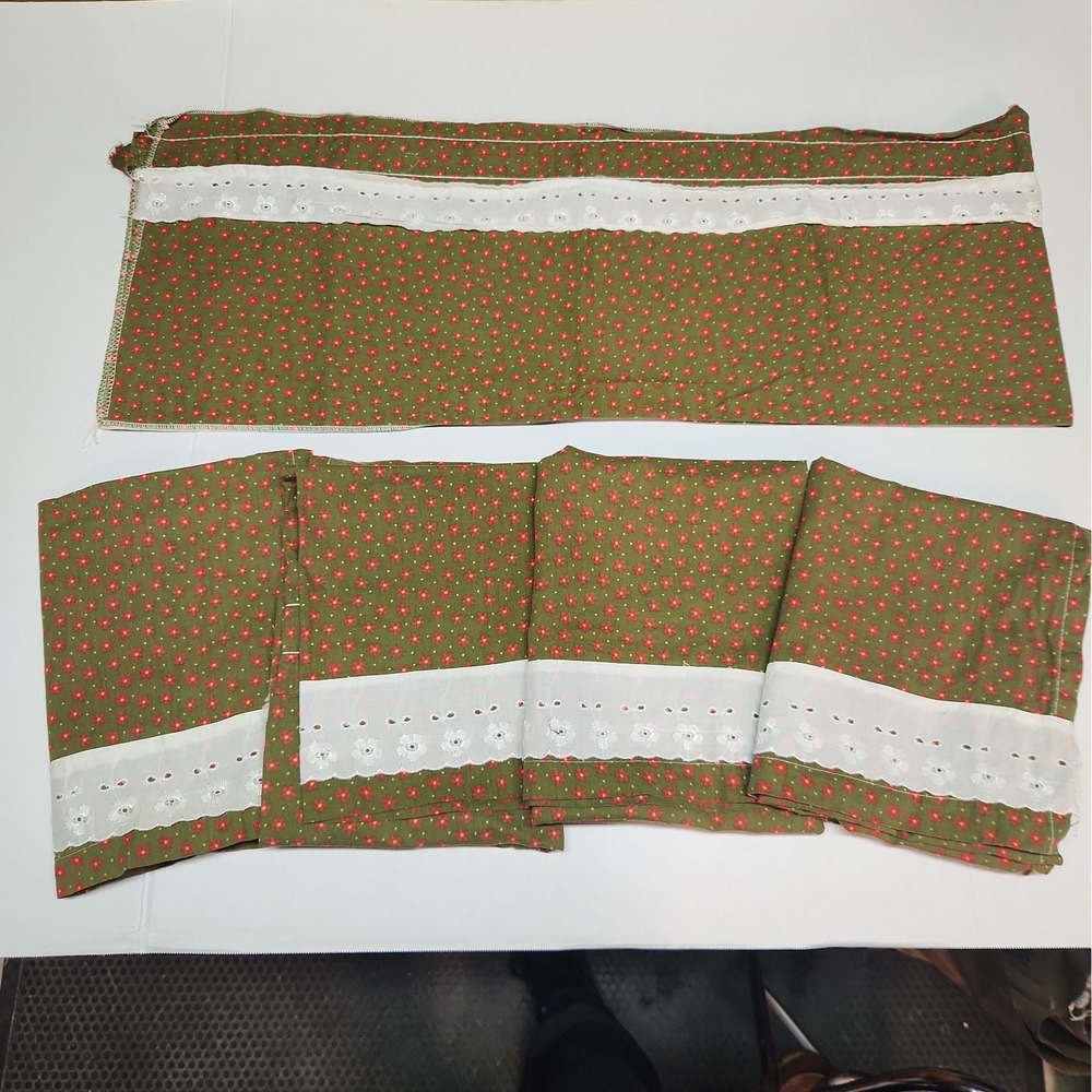 Handmade 1970s Green Red Flower Kitchen Window Curtain Set Cottage Farmhouse VTG